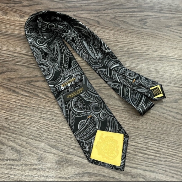 Donald Trump Black, Grey & Silver Paisley Silk Tie